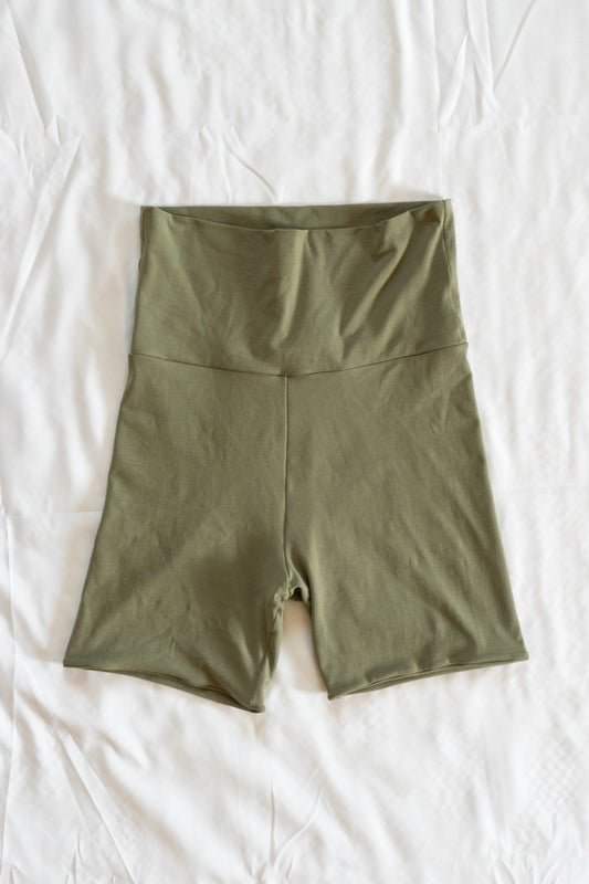 Yoga Shorts Piuma